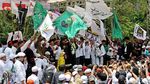 Serba Putih, Ini Penampakan Massa Aksi Bela Rohingya 169