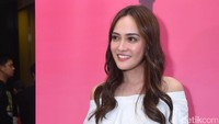 Kecantikan Shandy Aulia sangat terpancar dengan busana yang dikenakannya. (Foto: Noel/detikHOT)