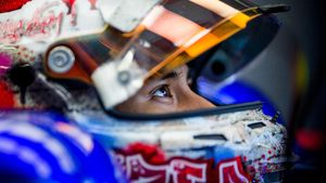 Inilah Aksi Sean Gelael Memacu Jet Darat Toro Rosso di Singapura