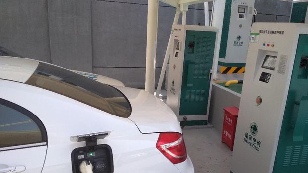 Mobil listrik di China