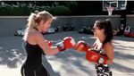 Gaharnya Para Seleb Cantik yang Memilih Boxing untuk Usir Stres