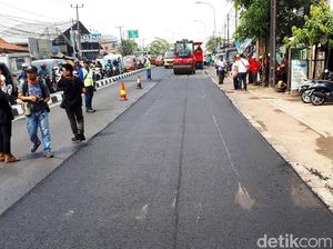Uji Coba di Bekasi, PUPR Klaim Aspal Campur Plastik Tahan Air