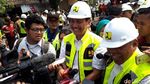 Foto: Ini Dia Aspal Campur Plastik di Bekasi