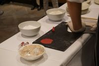 Meracik Dim Sum <i>Fusion</i> dengan Paduan Putih Telur dan Angkak