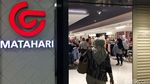 Foto: Mau Tutup Gerai, Matahari Pasaraya Blok M Diserbu Pembeli