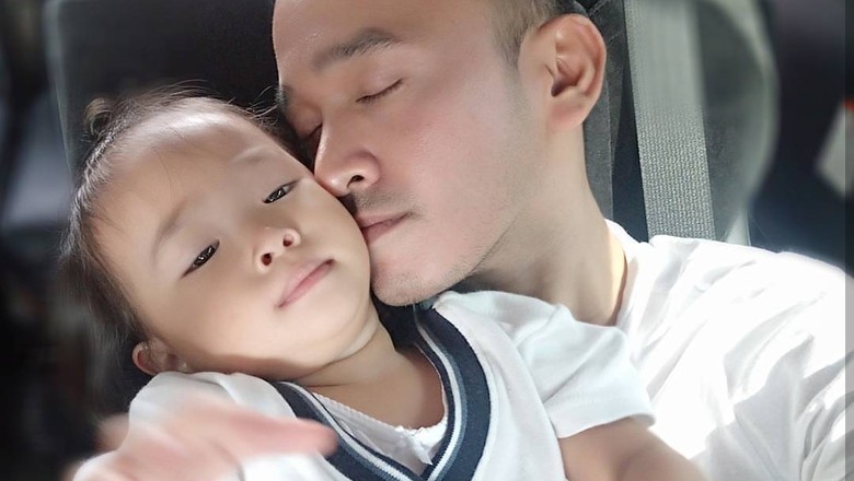 Pesan Menyentuh Ruben Onsu di Hari Ulang Tahun Putrinya/ Foto: Istimewa Pesan Menyentuh Ruben Onsu di Hari Ulang Tahun Putrinya/ Foto: Istimewa