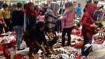 Foto: Mau Tutup Gerai, Matahari Pasaraya Blok M Diserbu Pembeli