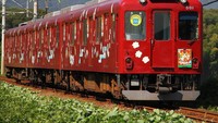 Jepang punya kafe kucing dalam kereta atau The Cat Cafe Train yang beroperasi 10 September lalu. Lokasinya ada di Gifu dengan rute perjalanan stasiun Ogaki menuju Ikeno. Foto: yoro_railway