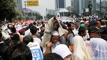 Serba Putih, Ini Penampakan Massa Aksi Bela Rohingya 169
