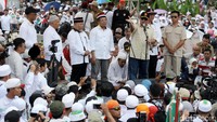 Prabowo mengatakan, Indonesia perlu menunjukkan kekuatan agar disegani. Sehingga kecaman dari Indonesia atas kekerasan terhadap etnis Rohingya di Myanmar bisa didengar.