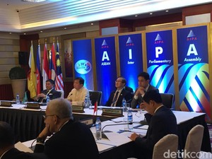 Alotnya Pembahasan Resolusi Rohingya di Pertemuan Parlemen ASEAN