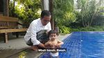 Gemas! Ekspresi Gembira Jan Ethes Saat Main Bareng Jokowi
