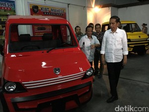 Jokowi: Mobil Esemka Terbentur Usai Produksi, Tunggu Tanggal Mainnya