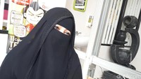Hoax itu, gosip banget di video itu deh, ungkap Ummi Pipik di studio FYP, Trans 7, Jakarta Selatan, kemarin.  Foto: Dyah Paramita Saraswati/detikHOT
