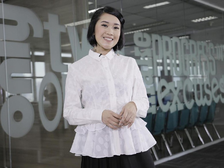 Awal yang Ambisius dari Radhini Awal yang Ambisius dari Radhini