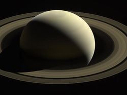 Hasil Karya Cassini, Satelit Penjaga Saturnus