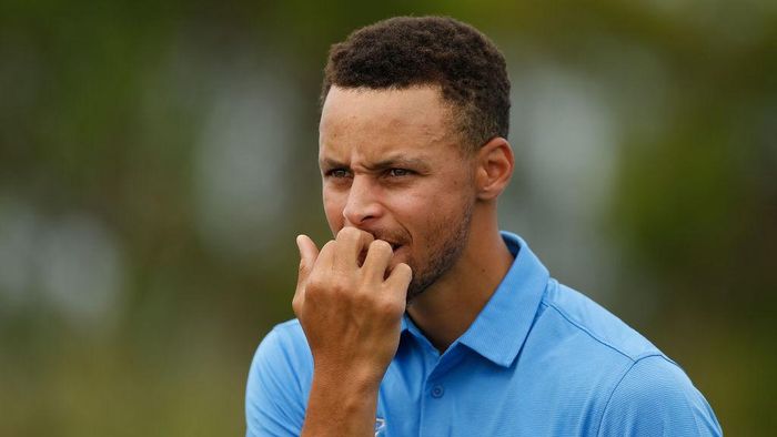 Stephen Curry tak percaya manusia pernah mendarat di bulan (Lachlan Cunningham/Getty Images) Stephen Curry tak percaya manusia pernah mendarat di bulan (Lachlan Cunningham/Getty Images)