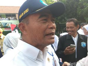 Menko PMK Bakal Bahas Larangan Naik Haji Lebih dari Sekali