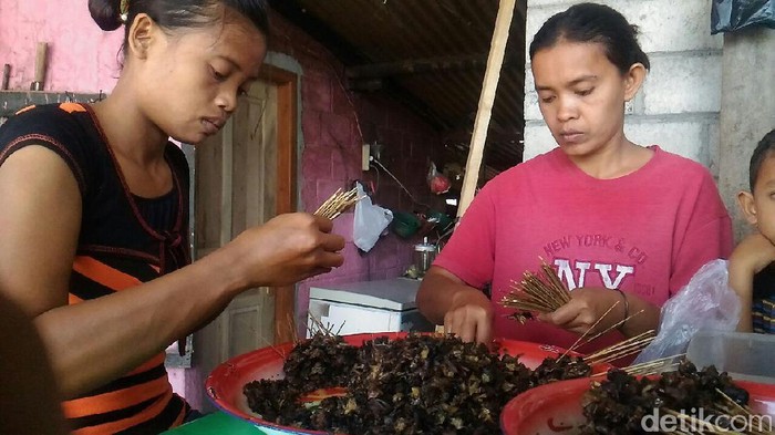 Sate Dan Krengsengan Bekicot Kediri