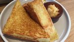 Enaknya Malam Ini Ngemil Roti Bakar Klasik dan Kekinian yang Gurih Manis
