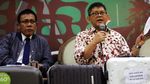 Pansus Angket KPK Bawa 5 Koper Dokumen ke Paripurna