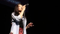 Isyana Sarasvati menjadi salah satu penampil di Soundsekerta 2017. Foto: Soundsekerta 2017