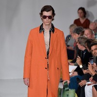 A model walks the runway for Calvin Klein Collection fashion show during New York Fashion Week  on September 7, 2017 in New York City.  (Photo by Slaven Vlasic/Getty Images)