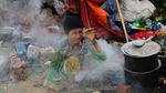 Perjuangan Anak-anak Pengungsi Rohingya Menuju Kamp Pengungsian