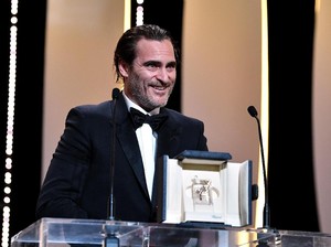 Joaquin Phoenix Disebut Tepat Perankan Batman