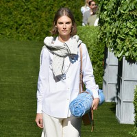 A model walks the runway during the Tory Burch Spring Summer 2018 Fashion Show at Cooper Hewitt, Smithsonian Design Museum on September 8, 2017 in New York City.  (Photo by Slaven Vlasic/Getty Images for Tory Burch)
