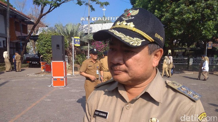 Bupati Garut Rudy Gunawan