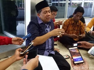 Fahri Kembali Kritik Pesta Kahiyang: SE MenPANRB Omong Kosong!