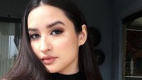 Dara kelahiran Mei 2000 itu memiliki paras ayu layaknya artis India, Kareena Kapoor. (Dok. Instagram/stephaniepoetri)