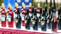 Penampakan berbagai jenis minuman beralkohol yang berhasil disita petugas.