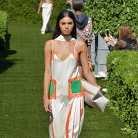 A model walks the runway during the Tory Burch Spring Summer 2018 Fashion Show at Cooper Hewitt, Smithsonian Design Museum on September 8, 2017 in New York City.  (Photo by Slaven Vlasic/Getty Images for Tory Burch)