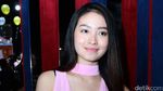 Gaya Natasha Wilona tampil Serba Pink