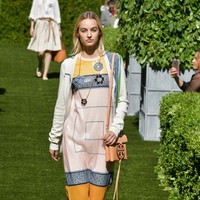 A model walks the runway during the Tory Burch Spring Summer 2018 Fashion Show at Cooper Hewitt, Smithsonian Design Museum on September 8, 2017 in New York City.  (Photo by Slaven Vlasic/Getty Images for Tory Burch)