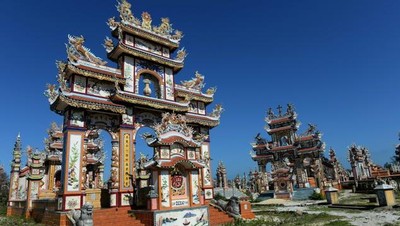 Foto: Megahnya Kuburan di Vietnam