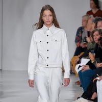 A model walks the runway for Calvin Klein Collection fashion show during New York Fashion Week  on September 7, 2017 in New York City.  (Photo by Slaven Vlasic/Getty Images)