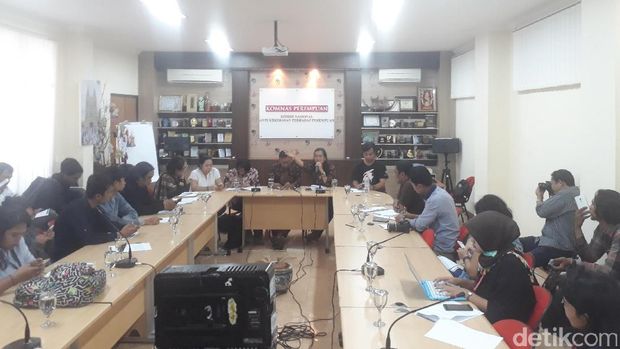 Jumpa pers soal pengepungan massa di LBH Jakarta di Komnas Perempuan, Senin (18/9/2017)