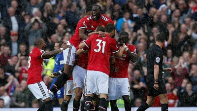 Empat Gol MU Tak Kuasa Dibalas Everton
