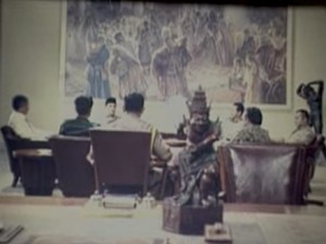 Video: Pendapat Warga soal Pemutaran Film G30S/PKI