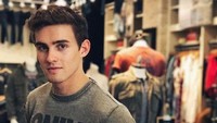 Michael Johnson, pemeran Corey dalam serial Teen Wolf. Dok. Instagram/themichaeljohnston