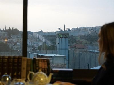 Foto: Hotel dengan Pemandangan Tembok Pemisah Israel dan Palestina
