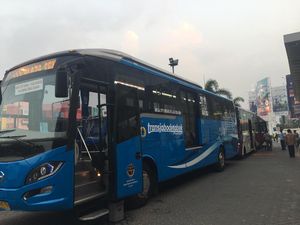 Diuji Coba Hari Ini, Bus Premium Bogor-Jakarta Masih Sepi Penumpang