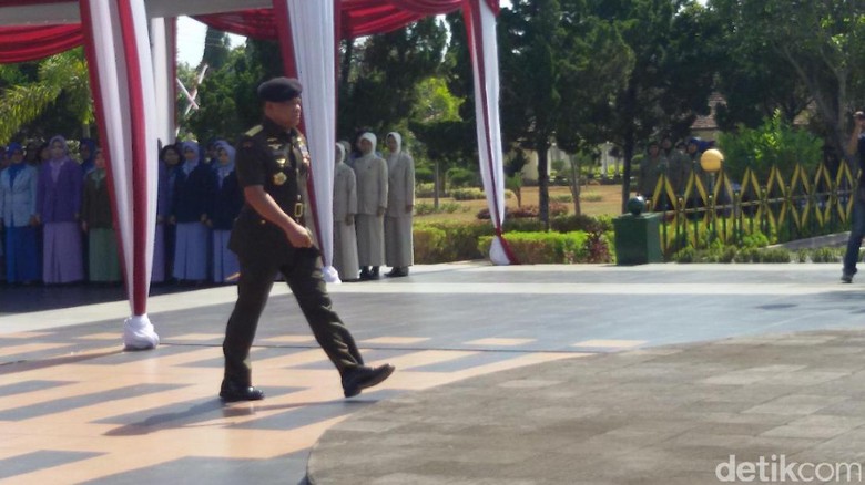 Soal Nobar G30S/PKI, Panglima TNI: Menhan Tak Berwenang atas Saya Soal Nobar G30S/PKI, Panglima TNI: Menhan Tak Berwenang atas Saya