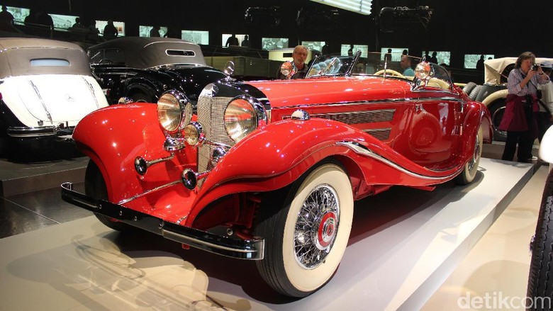 Mengintip Sejarah Otomotif di Museum Mercedes-Benz Foto: AN Uyung Pramudiarja Mengintip Sejarah Otomotif di Museum Mercedes-Benz Foto: AN Uyung Pramudiarja