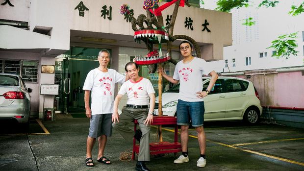  Para penampil tarian naga api (dok Hong Kong Tourism Board)