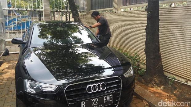 Ada 19 mobil yang akan dilelang dari Jaguar hingga Audi