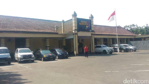 Polresta Kediri/
